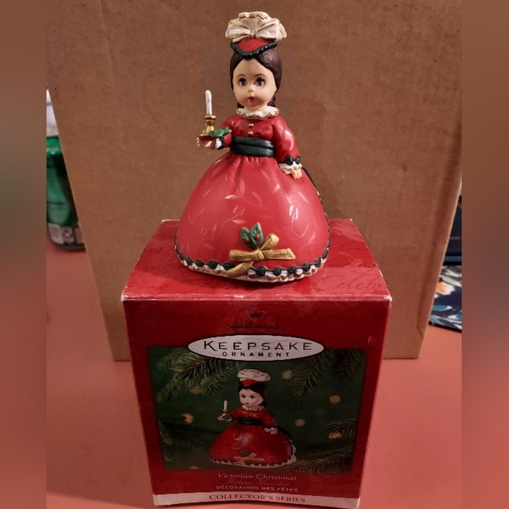 Hallmark Keepsake Ornament 2001 Victorian Christmas Madame Alexander Series